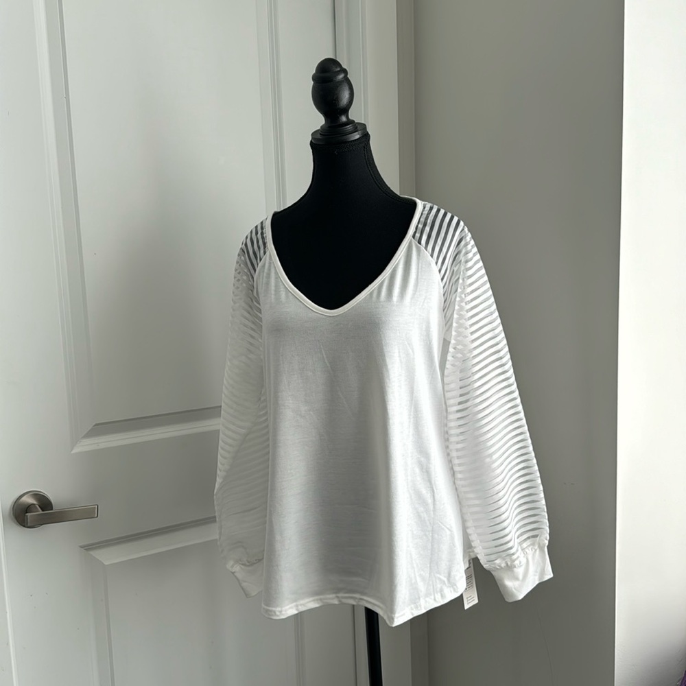 CUPSHE Cotton Long Tee with Sheer Sleeves